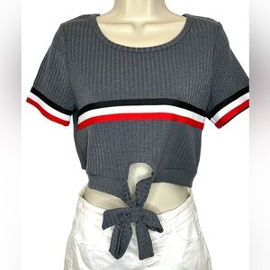 Zaful Women’s Crop top tie bottom-Size Medium Gray red and white crewneck stripe